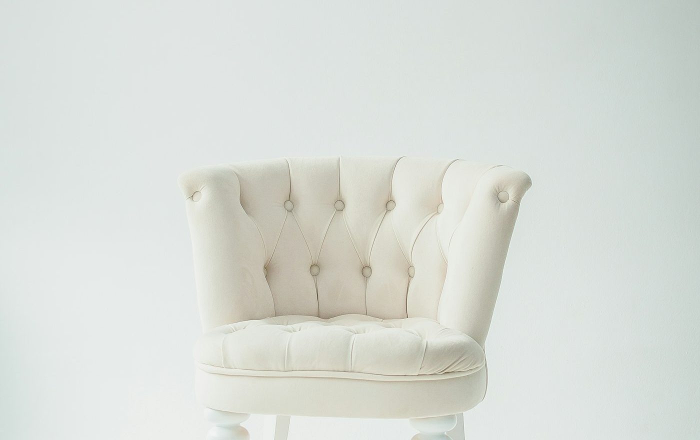 A Step-by-Step Guide to Reupholstering a Dining Chair Seat