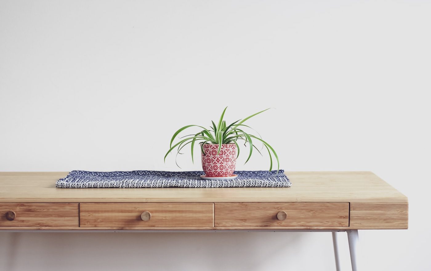 How to Save a Water-Damaged Wooden Tabletop