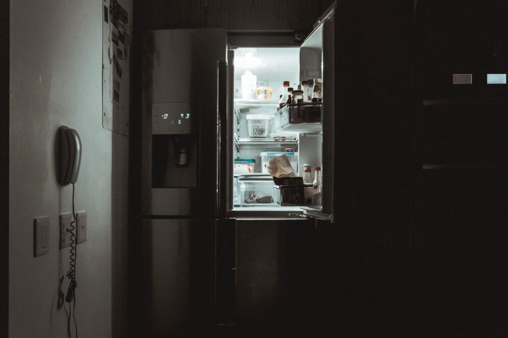 A Quiet Guide to Refrigerator Maintenance Most People Skip